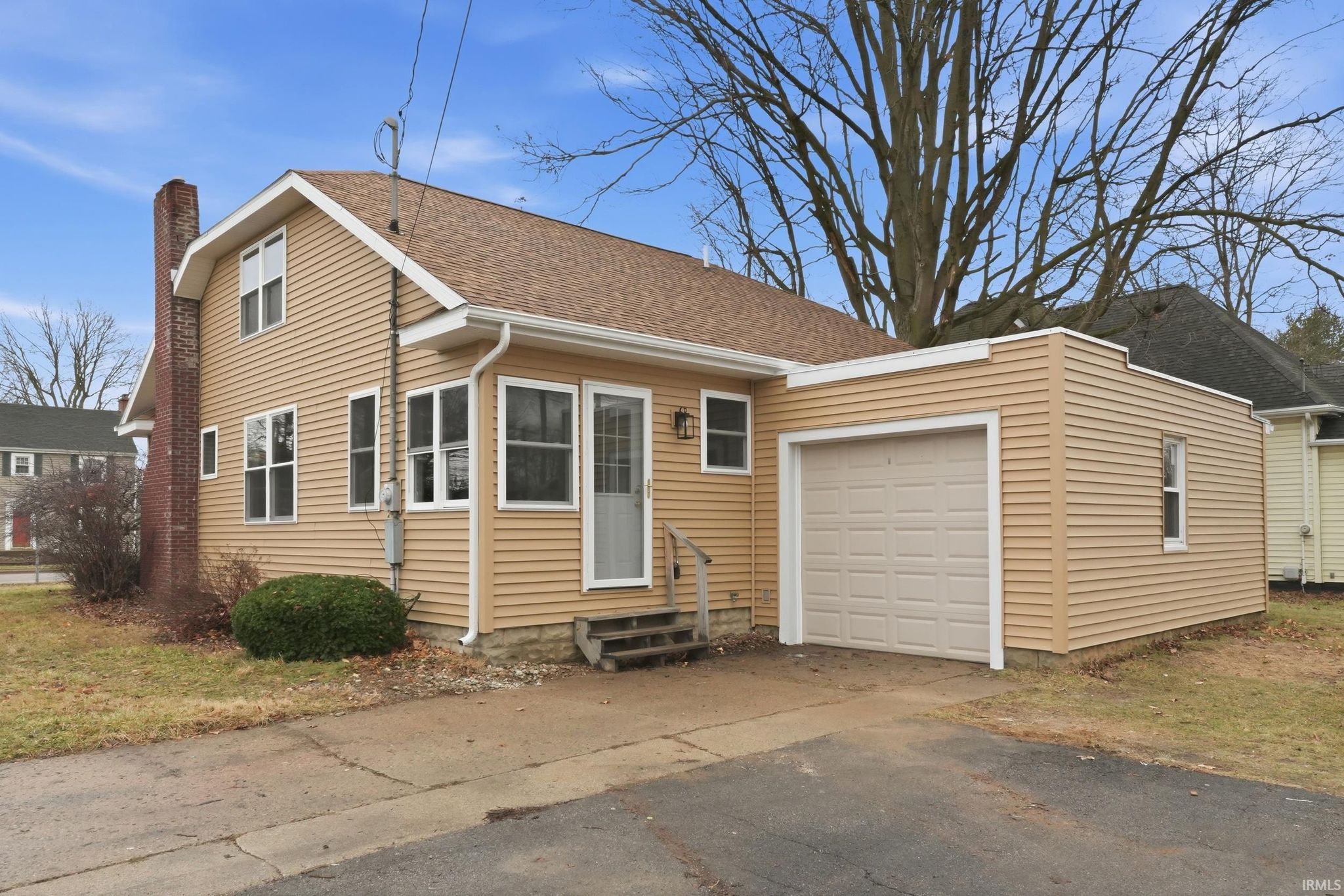 Image of 1611 E Center Street